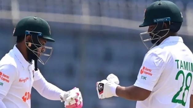 তামিম ইকবাল ও মুশফিকুর রহিম। ফাইল ছবি: সংগৃহীত